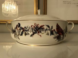 Lenox Winter Greetings Covered Serving Veg Bowl Handles Lid Catherine Mcclung
