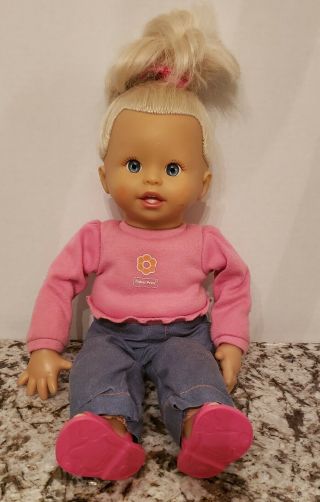 Fisher Price 2007 Talking Doll Play With Me Mommy