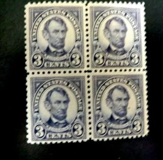 Us Stamps - Scott 555 3c Lincoln Block Of 4 Vf Og Nh