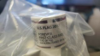 Usps U.  S.  Flag 2017 Forever Stamps - Roll Of 100
