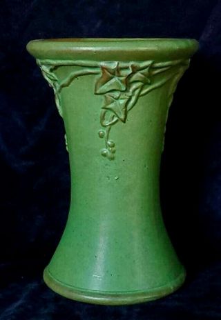 Peters & Reed Matte Green Arts & Crafts Corset Vase W Ivy Leaves
