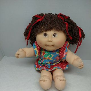 Vintage 1990 First Edition Cabbage Patch Doll Brown Curly Hair,  Brown Eyes 2