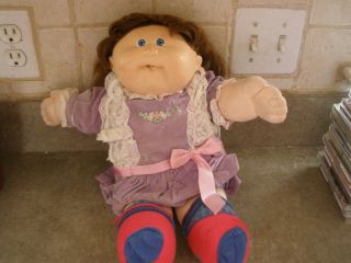 Vintage Cabbage Patch Kid Doll Girl 1982 With Brown Hair Blue Eyes Tongue Out