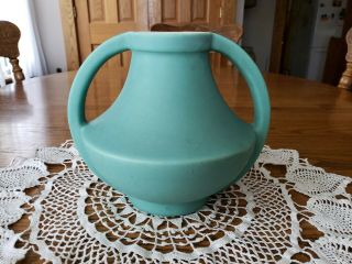 Vintage Green Matte W/ White Int Coors Colorado Pottery Handled Vase Urn 7.  5 " T