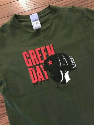 Vtg Green Day Band Concert Tee Fruit Of The Loom Military Helmet T Shirt Mens M