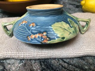 Vintage Rare Blue Roseville U.  S.  A.  Pottery Bushberry Low Handled Bowl 412 - 6