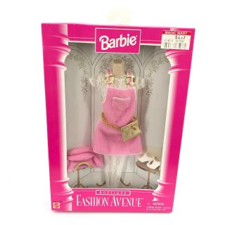 Barbie Fashion Avenue Boutique 1996