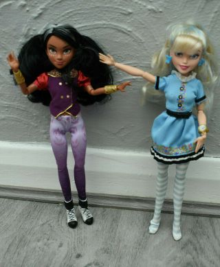 Disney Descendants Doll Bundle Mal & Ally Auradon Prep Doll
