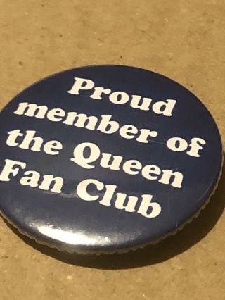 Queen Proud To Be A Queen Fan Official Fanclub Metal Pin Badge