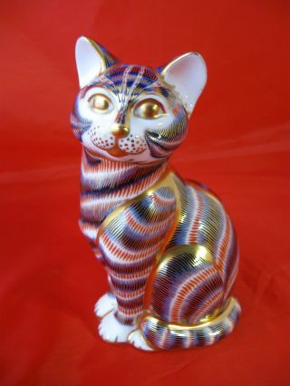 Royal Crown Derby English Bone China Imari Cat 5 " Figurine Figural Paperweight