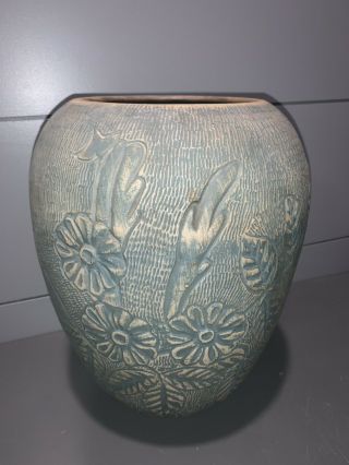 Vintage Red Wing Union Stoneware Pottery Brushware Flower Pattern 10” Vase