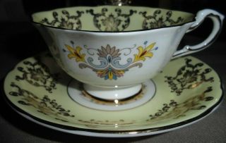 PARAGON FOOTED TEA CUP AND SAUCER WITH GOLD DESIGN made in ENGLAND 3