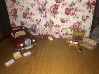Sylvanian Families Bundle Rabbit Family Living Room With Fire And 7seater Car A1