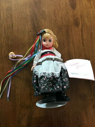 Madame Alexander Doll 8 " Norway East Of The Sun Lassi With Apple,  Stand & Tag