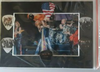 Aerosmith - - Guitar Pick Display W/photo And Six (6) Picks