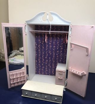 13x4x7.  5” Vintage Susy Goose Barbie Or Midge Wardrobe Closet Pink Drawers