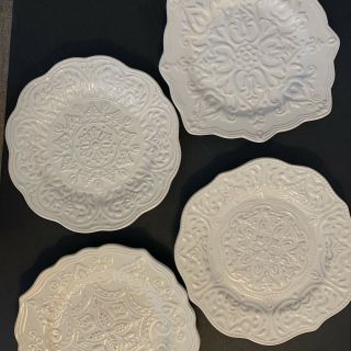 Rare Set Of Four Pier 1 Chateau Clair White Salad Plates Hard To Find