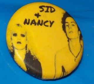 25mm BADGE PIN SID AND NANCY SEX PISTOLS PUNK ROCK BUTTON PINBACK MUSIC OLD BAND 3