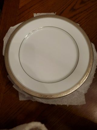 Legendary By Noritake Crestwood Platinum 4166 Dinner Plates (set Of 8)