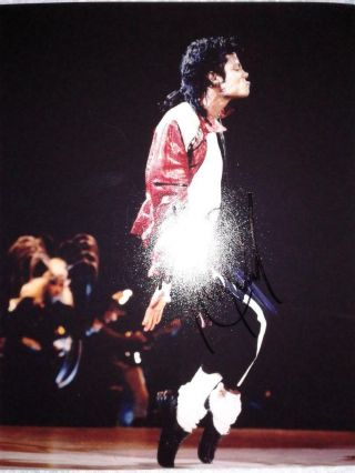 The King Of Pop Michael Jackson Hand - Signed Autographed 8x10 Concert Photo Wcoa
