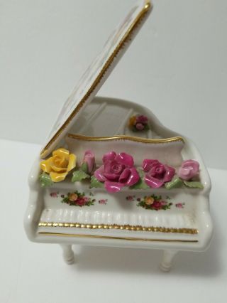 Royal Albert Old Country Roses Piano Music Box Fur Elise