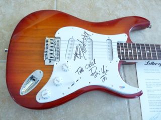 Green Day All 3 Band Signed Autographed Electric Guitar Psa Certified