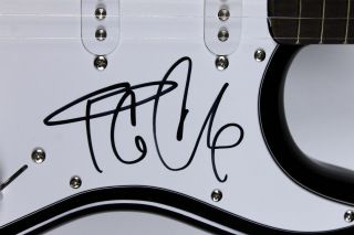 Dr.  Dre & Ice Cube N.  W.  A Signed Black Fender Squier Strat Guitar BAS B38584 3