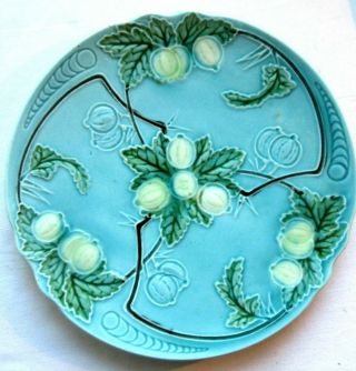 French Majolica Plate Villeroy & Boch,  Art Nouveau: Currants