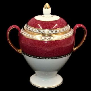 Wedgwood Porcelain Ulander Powder Ruby Red Covered Sugar Bowl