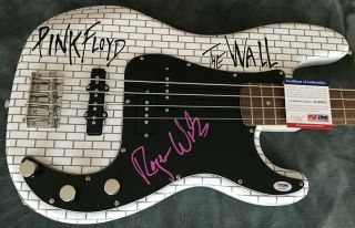 Roger Waters Pink Floyd " The Wall " Autographed Signed Fender Bass Guitar Psa/dna