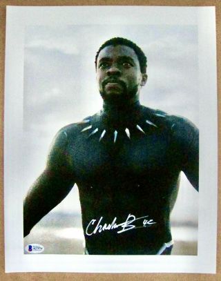 Chadwick Boseman Signed 11x14 Black Panther Photo Auto Autograph Bas Beckett