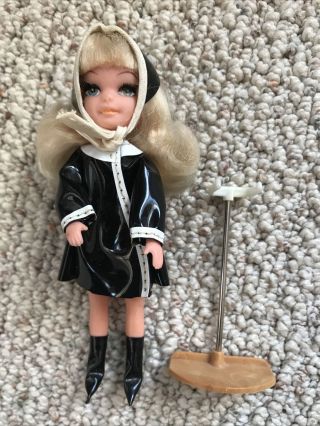 Vintage Uneeda Tiny Teens Doll 1967 Platinum Raincoat,  Boots,  Hat,  Stand