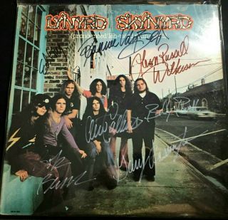 Lynyrd Skynyrd Autographed Vinyl With L.  O.  A (ronnie Van Zant)