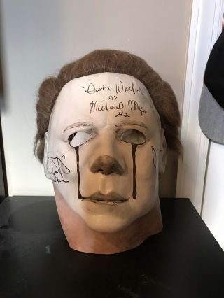 Trick Or Treat Studios Signed Halloween 2 Michael Myers Mask 3/50