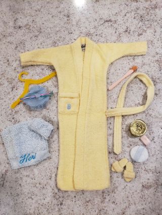 Vintage (1961) Barbie " Singing In The Shower " 988 Outfit (a1)
