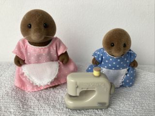 Sylvanian Families Sewing With Mother Moles Set Vgc Missing Sewing Accessories