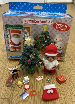 Father Christmas And Tree Set - Sylvanian Families