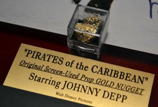 JOHNNY DEPP Signed PIRATES OF CARIBBEAN DISNEY PROP Gold Nugget & COIN,  DVD 3