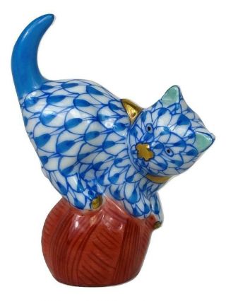 Herend Blue Fishnet Cat Kitten Ball Yarn Hand Painted Porcelain Figure Figurine