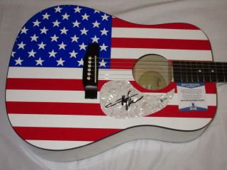 Toby Keith Signed Usa Flag Acoustic Guitar Beckett Bas F95999 Red White Blue