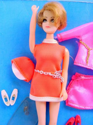 1970s TOPPER DAWN DOLL FAMILY DANCING JESSICA in 726 STRAWBERRY SUNDAE OUTFIT 2