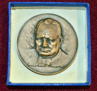 Bronze Medal / Medallion / Token: Sir Wiston Churchil V.  Huguenin 1965