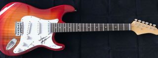 Warren Haynes Signed Sunburst Electric Stratocaster Guitar W/ Psa Dna