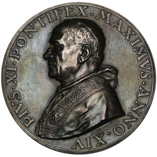 ITALY Vatican Pope Pius XI 1935 silver Medal / Saints Thomas More & John Fisher 2