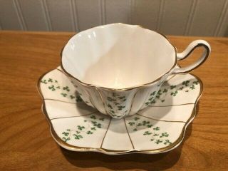 Royal Tara Irish Gold Strips Clover Leaf Pattern Tea Cup and Saucer Set - 2