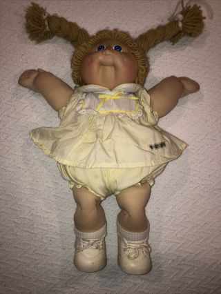Vtg 1984 Cabbage Patch Kids Doll Blonde Hair Blue Eyes Diaper