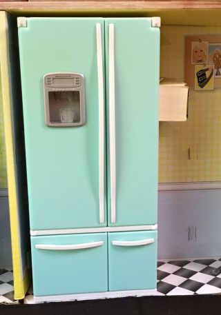 Mattel Barbie Fashion Fever Green Refridgerator Freezer - Food Euc