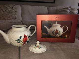 Lenox Winter Greetings Teapot With Red Bird/cardinal Decoration Carved