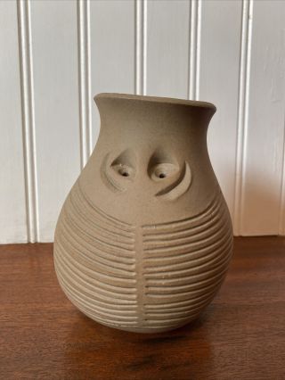 Robert Maxwell Beastie Stoneware Critter Art Pottery Signed 5.  5” Wide 4.  5” Tall