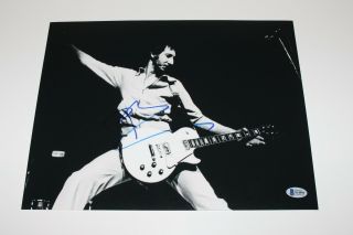 PETE TOWNSHEND THE WHO SIGNED 11x14 PHOTO GUITAR AUTOGRAPH PROOF BECKETT 3